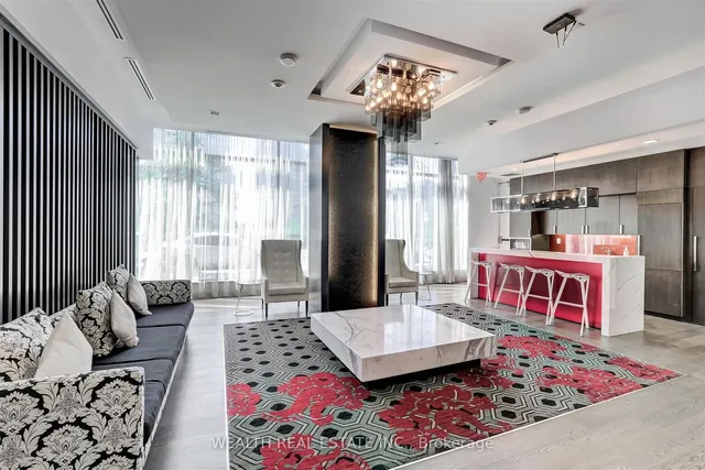 Additional image 24 of 560 Front St Unit 726