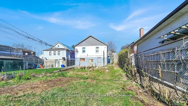 Additional image 6 of 66 Kane Ave