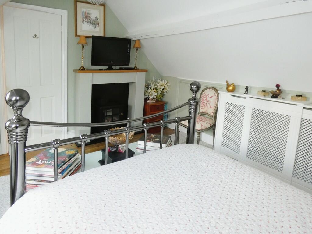 Additional image 18 of Victoria Road, Tamworth