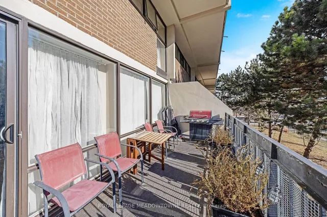 Additional image 18 of 2 Valhalla Inn Rd Unit 215