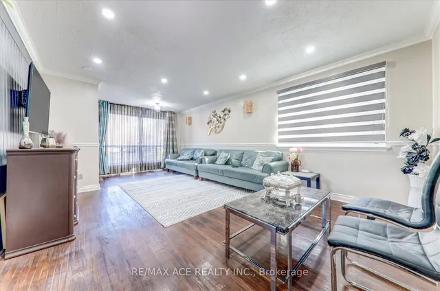 Additional image 12 of 126 Porchester Dr