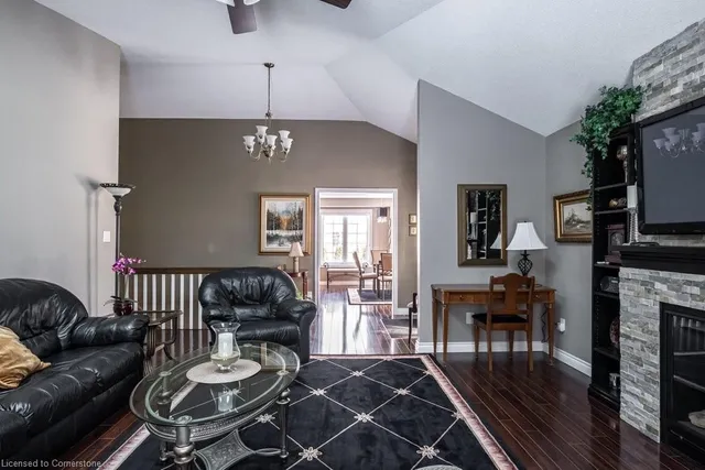 Additional image 8 of 173 Wilson St Unit 1