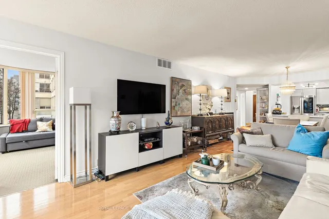 Additional image 12 of 1177 Yonge St Unit 210