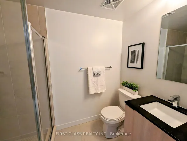 Additional image 26 of 31 Tippett Rd Unit 411