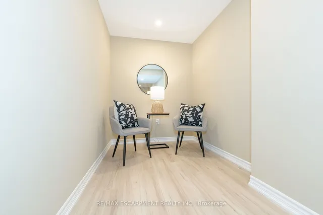 Additional image 38 of 254 Hinton Terr