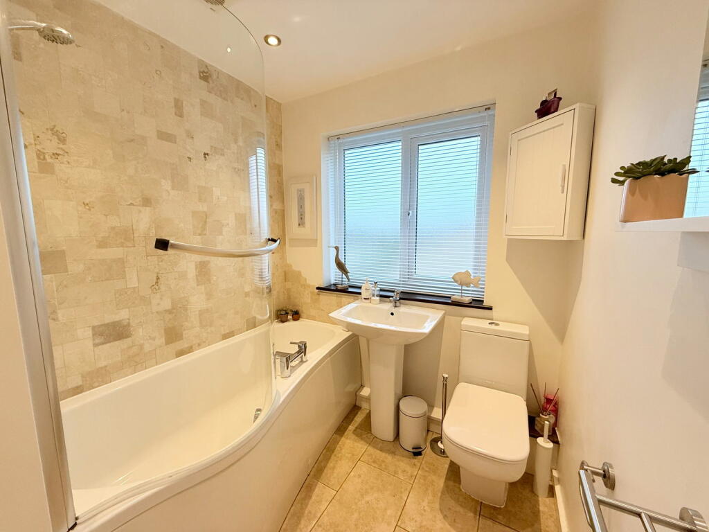 Additional image 15 of Mappleborough Road, Shirley