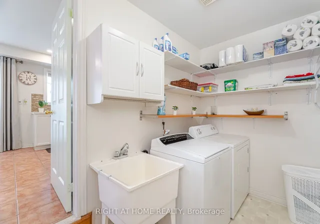 Additional image 16 of 1071 Kennedy Circ