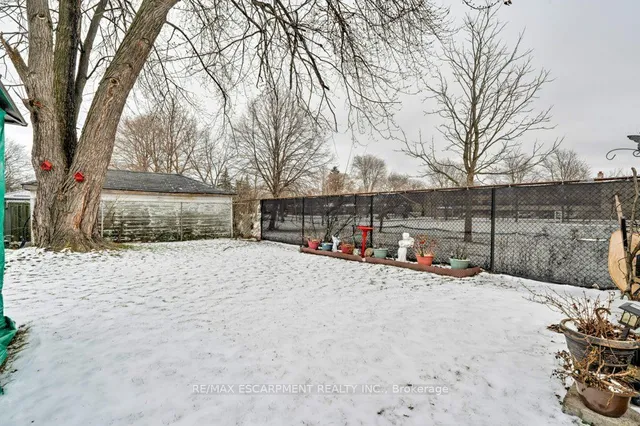 Additional image 30 of 139 West 3rd St