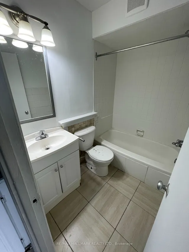 Additional image 12 of 177 Carlton St