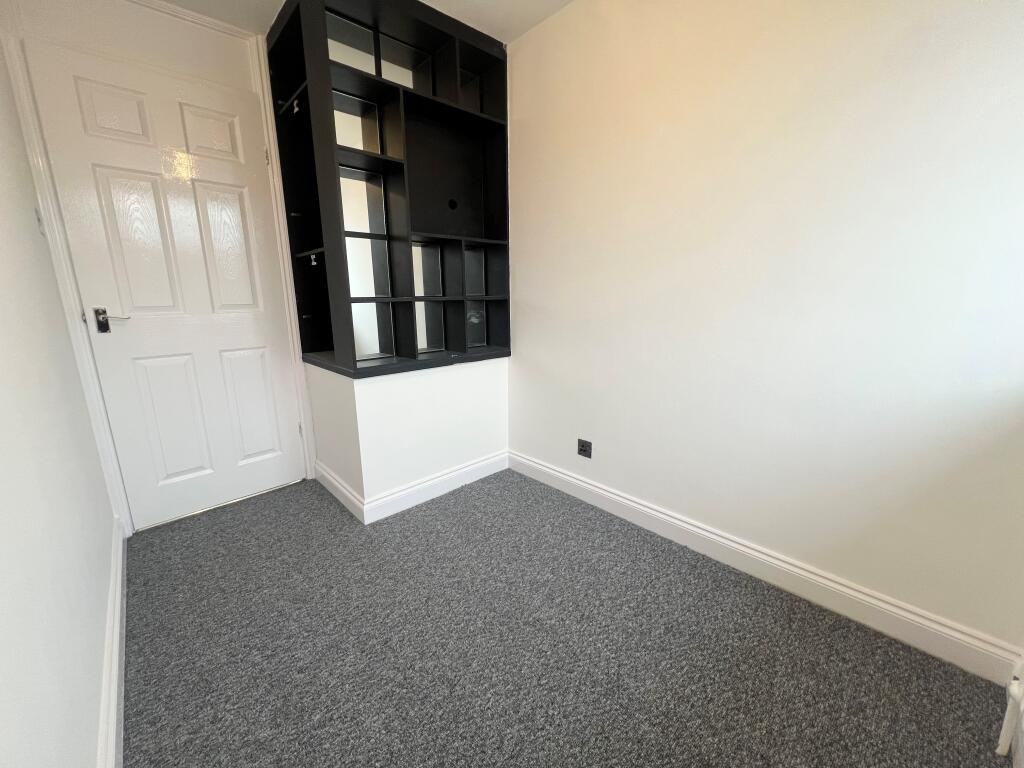 Additional image 11 of Alveston Close, Redditch