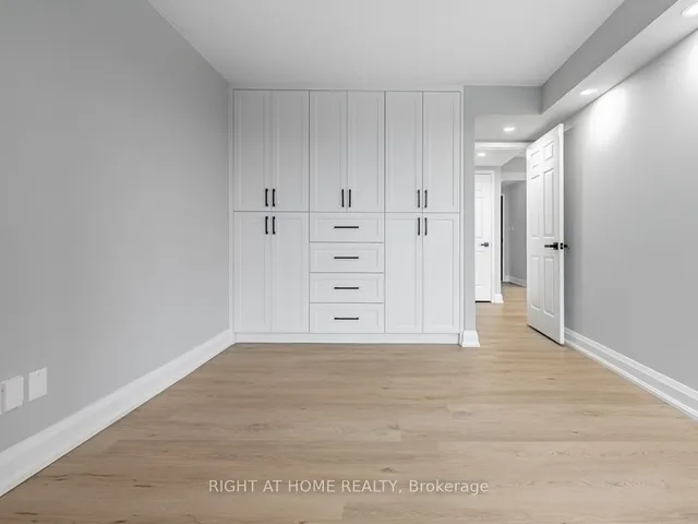 Additional image 26 of 55 KINGSBRIDGE GARDEN Circ Unit 312