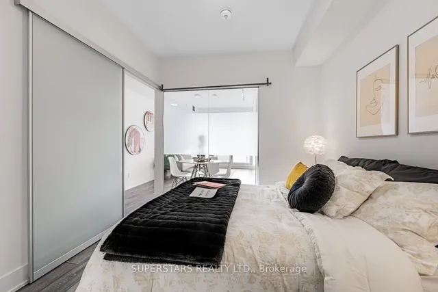 Additional image 19 of 403 Church St Unit 2613