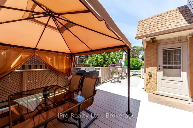 Additional image 40 of 847 Cedarbrae Ave