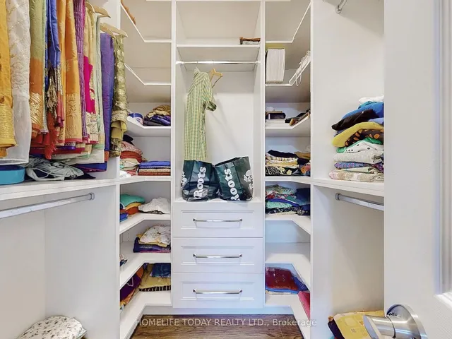 Additional image 17 of 41 Unicorn Ave