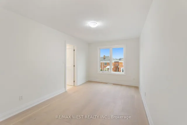 Additional image 28 of 1049 Greenwood Ave