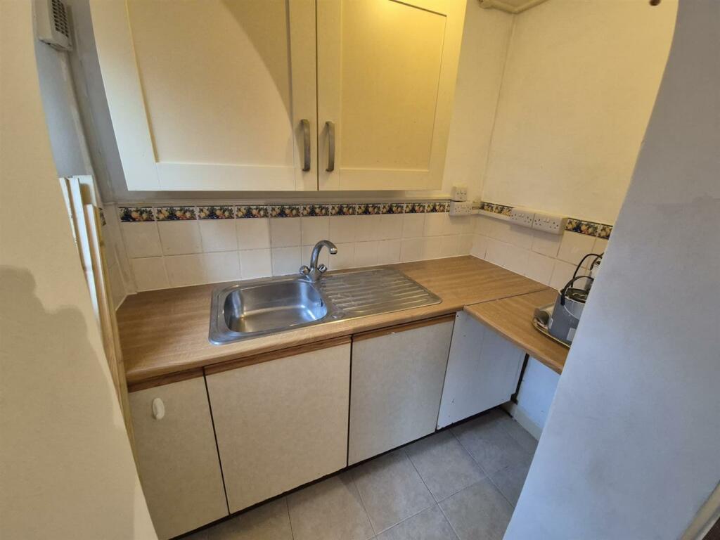 Additional image 3 of Stratton-On-The-Fosse, Radstock