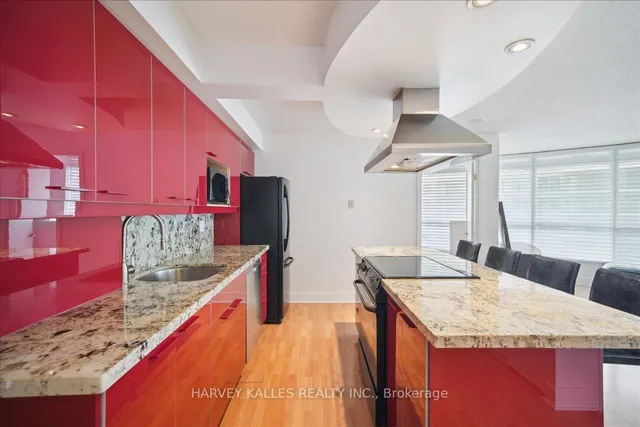 Additional image 8 of 550 Queens Quay Unit 809