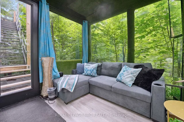 Additional image 38 of 33 LESLIE Dr