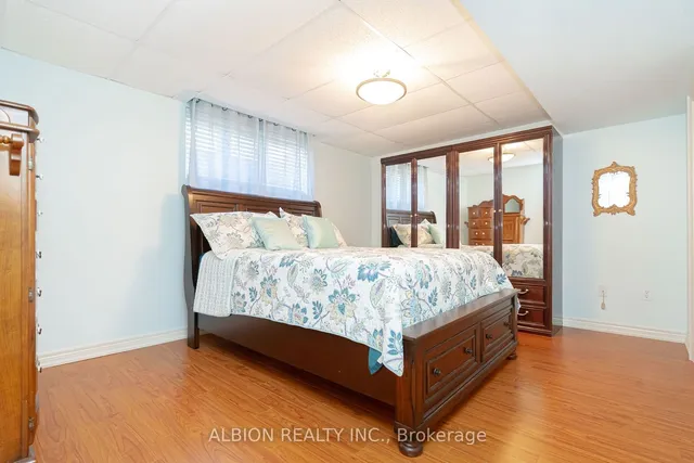 Additional image 28 of 30 Rushbrook Dr