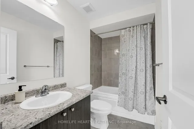 Additional image 31 of 250 Lagerfeld Dr Unit 11