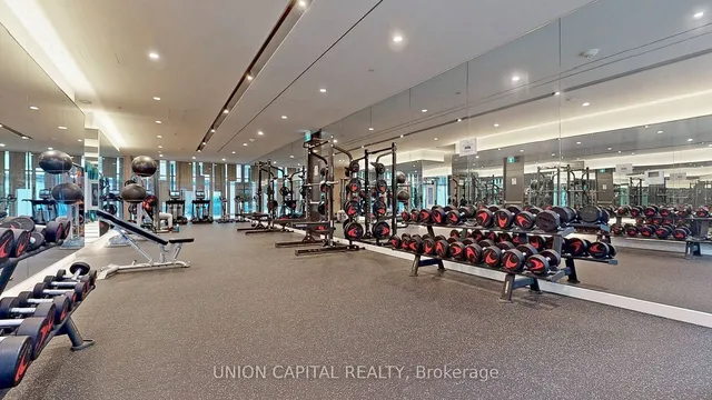 Additional image 9 of 27 Bathurst St Unit 719