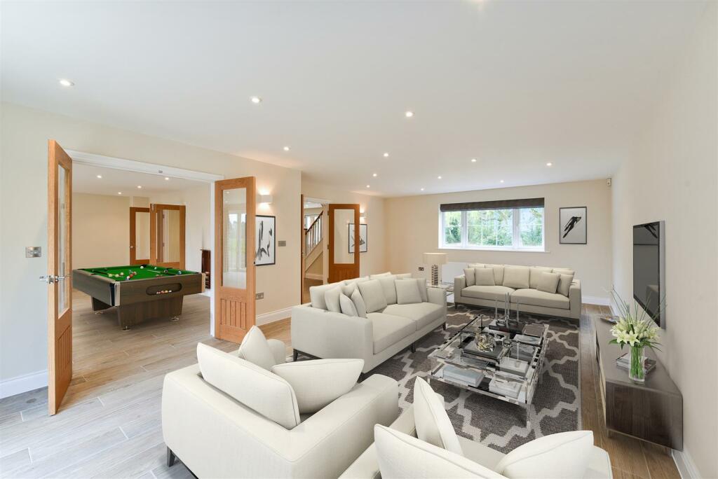 Additional image 4 of Lower Woodside, Brookmans Park, Hatfield