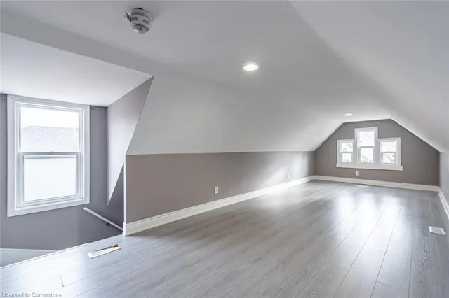 Additional image 24 of 57 Century St