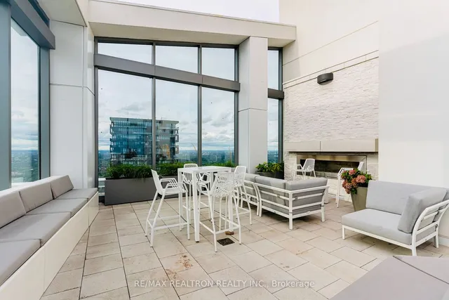 Additional image 30 of 2221 Yonge St Unit 2911