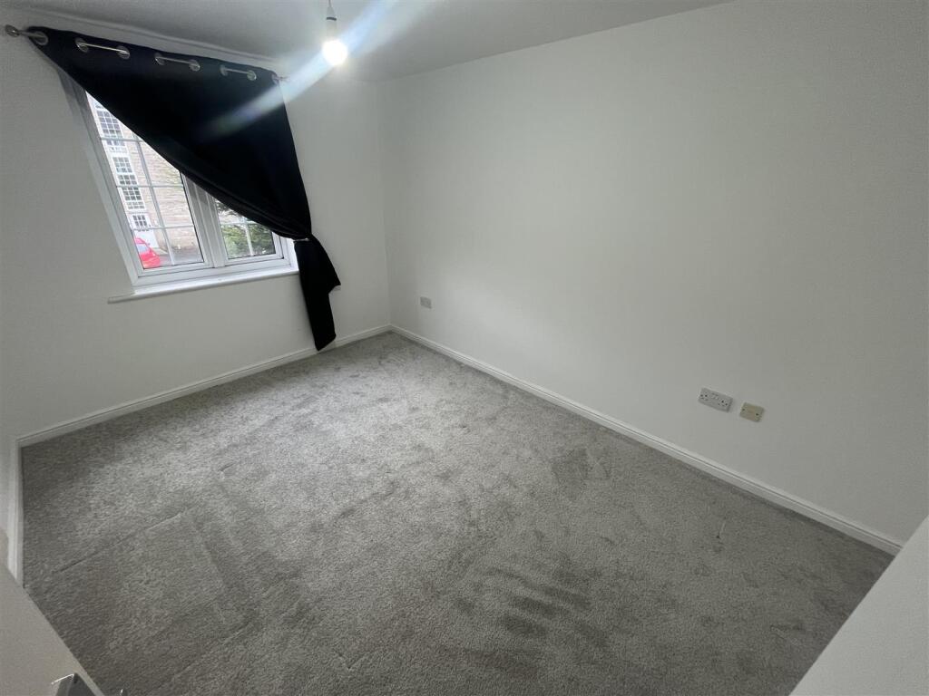 Additional image 4 of Langwood Court, Haslingden, Rossendale B44