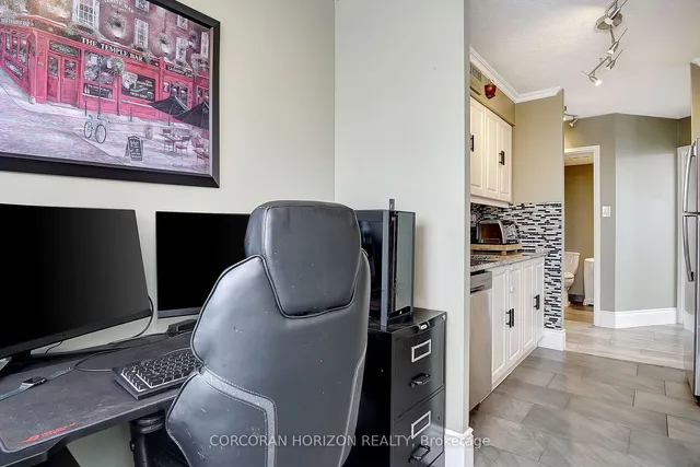 Additional image 11 of 3227 King St Unit 409