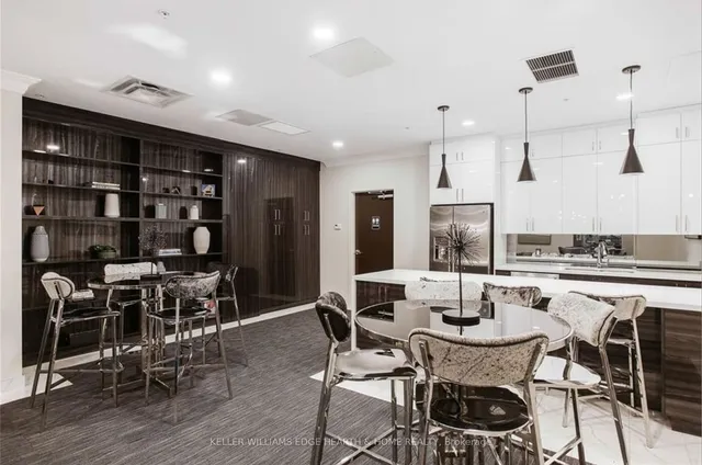 Additional image 11 of 112 King St Unit PH 6