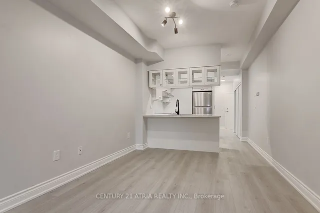 Additional image 14 of 909 Bay St Unit 716