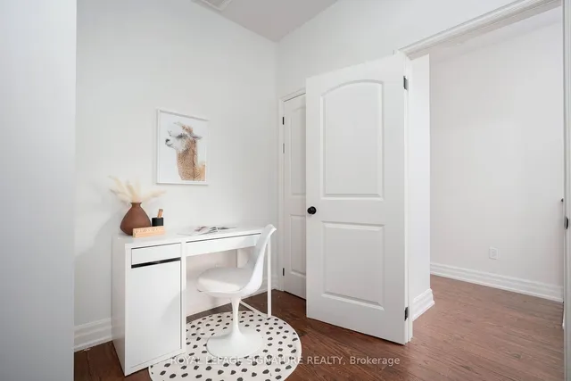 Additional image 30 of 109 Manning Ave