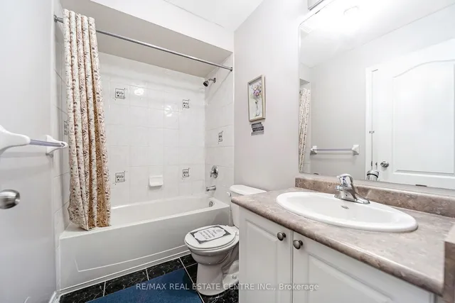 Additional image 30 of 103 Cedar Lake Cres