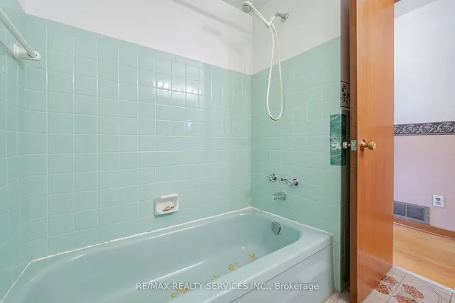 Additional image 26 of 252 Grandravine Dr