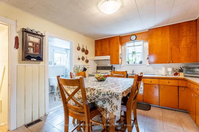 Additional image 14 of 214 Margaret Ave