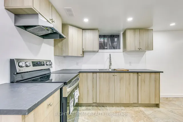 Additional image 27 of 77 Hope Ave