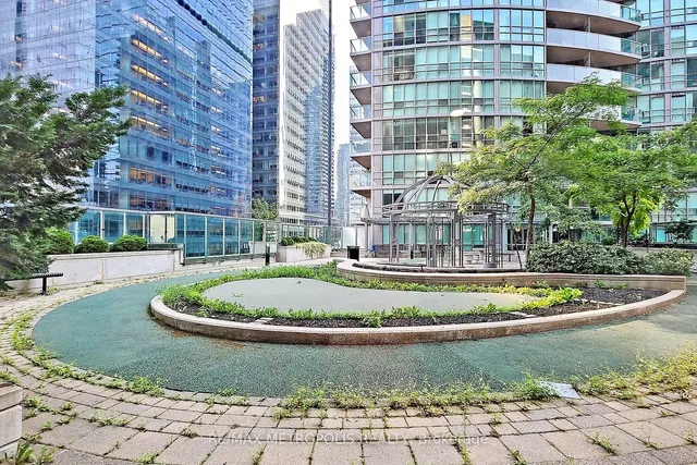 Additional image 17 of 51 Lower Simcoe St Unit 319