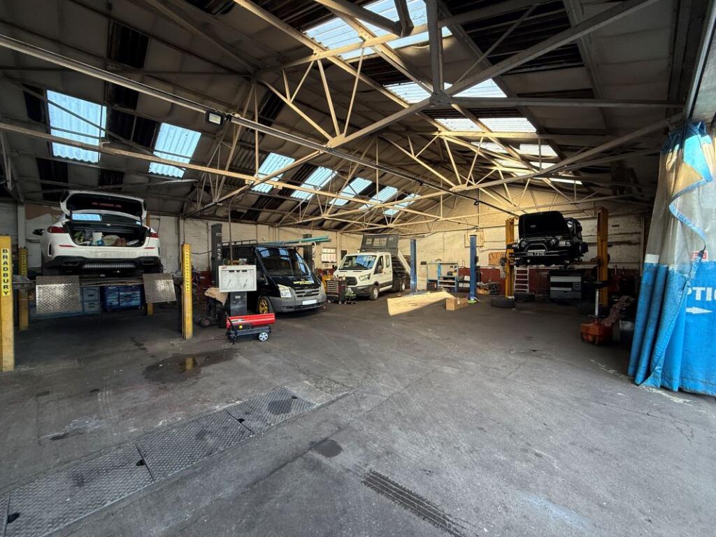 Additional image 8 of 278-280 Bearwood Road, Smethwick, B66 4HT