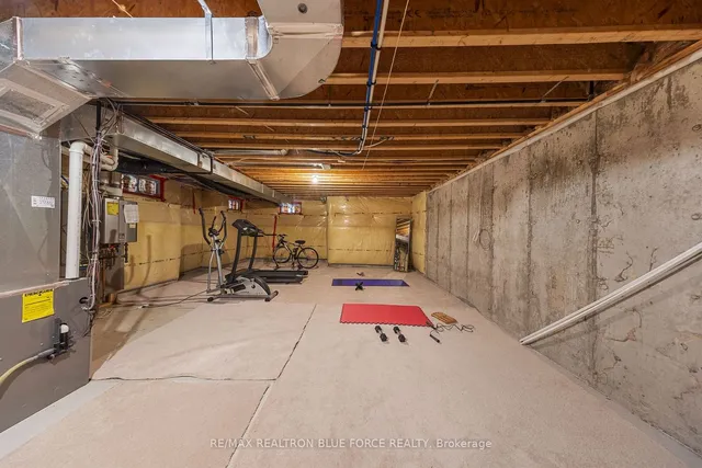 Additional image 33 of 27 Goldthread Terr