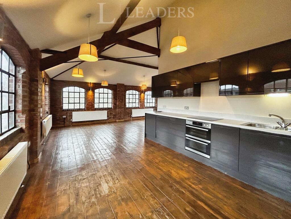 Penthouse, 17 Key Hill Drive, B18