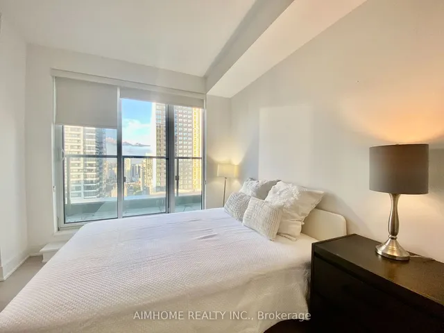 Additional image 34 of 955 Bay St Unit 3208