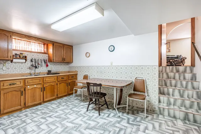 Additional image 29 of 222 Wood St