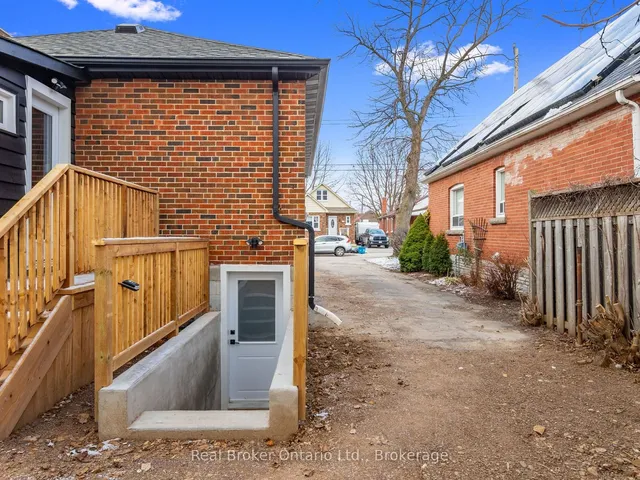 Additional image 22 of 51 Woodbridge Rd