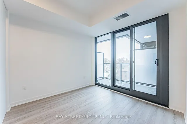 Additional image 18 of 250 Lawrence Ave Unit 526