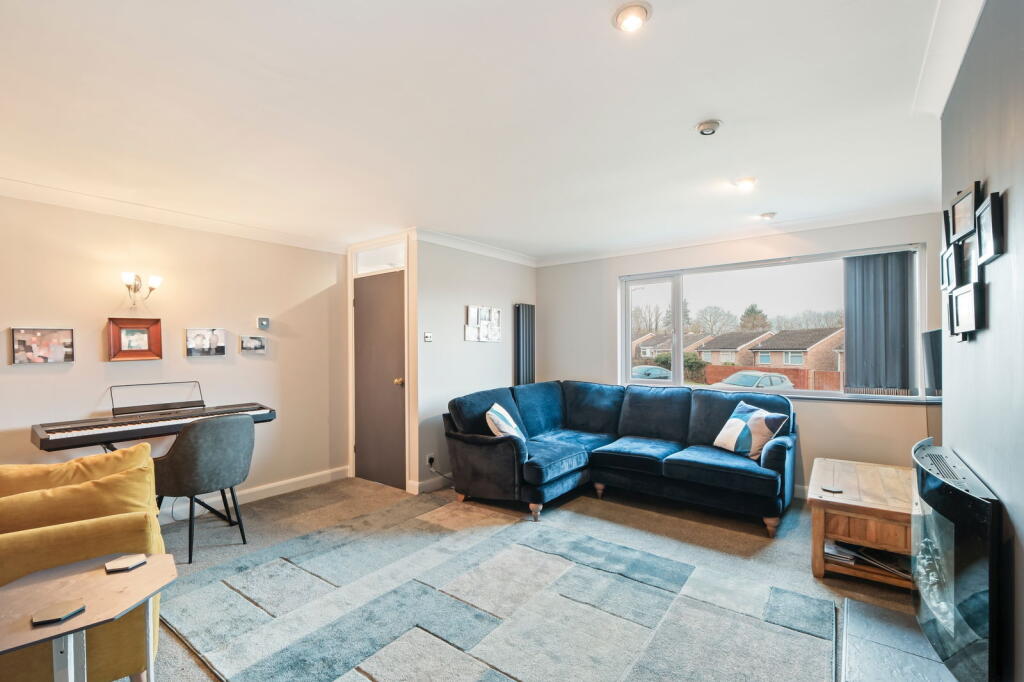 Primary image of Alveston Close, Ipsley, Redditch B98 0TF