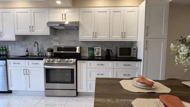 Additional image 11 of 29 Laurie Shepway