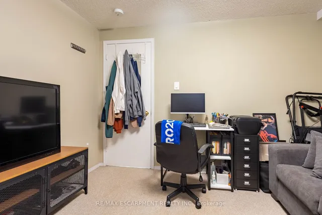 Additional image 27 of 72 Athenia Dr