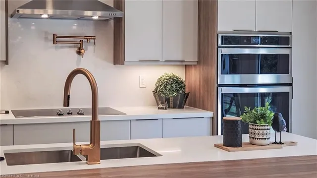 Additional image 23 of 382A Southcote Rd