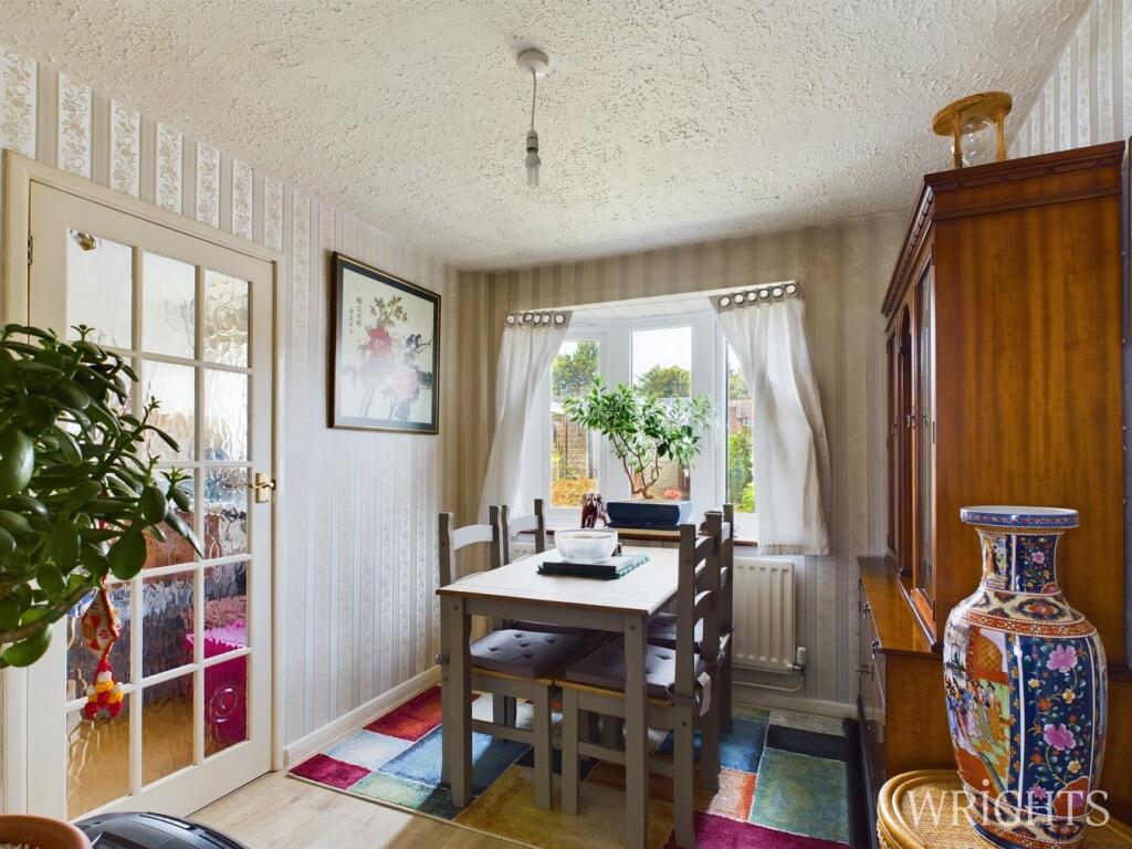 Additional image 4 of Chelwood Avenue, Birchwood, AL10